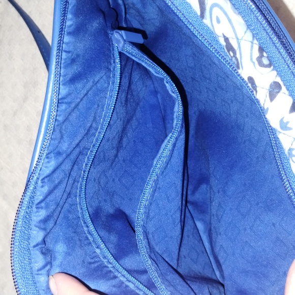 Vera Bradley blue floral cross body bag - Picture 7 of 10